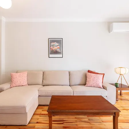 F & B Collection - Flat For 4 Apartmán *